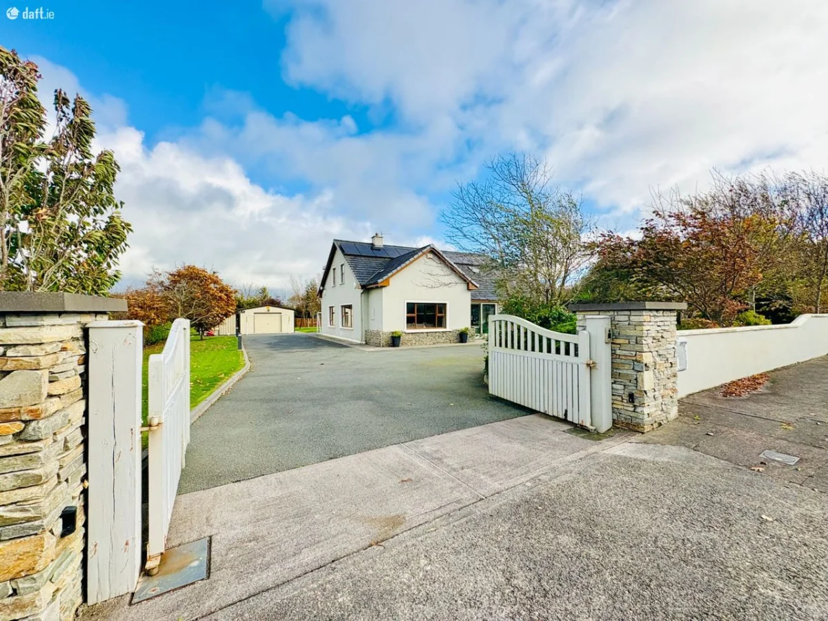 Clashedmond,Ballyseedy,Tralee,Co. Kerry, Farmer's Bridge, Co. Kerry - Image 2
