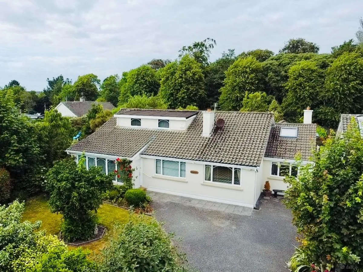 Manorville, 3 Castle Demesne, Tralee, Co. Kerry - Image 2
